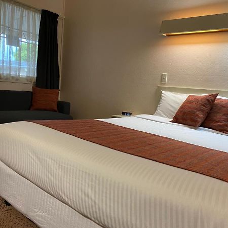 Ben Hall Motor Inn Форбс Екстер'єр фото