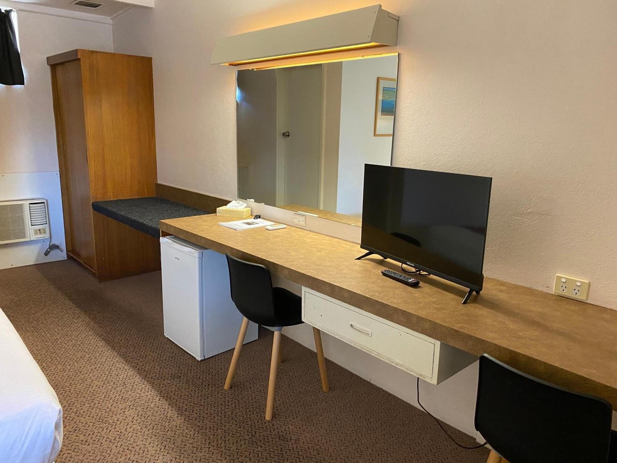 Ben Hall Motor Inn Форбс Екстер'єр фото