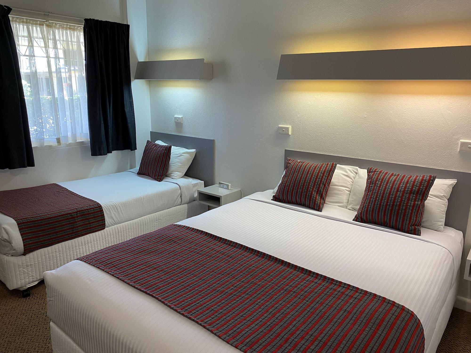 Ben Hall Motor Inn Форбс Екстер'єр фото