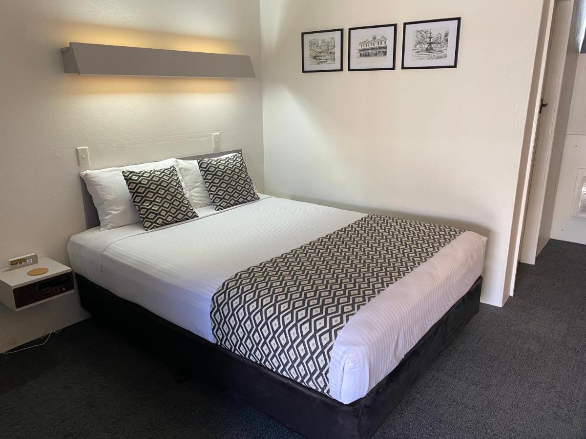 Ben Hall Motor Inn Форбс Екстер'єр фото